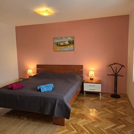 House Melly With Swimming Pool Villa Rovinjsko Selo Exterior photo