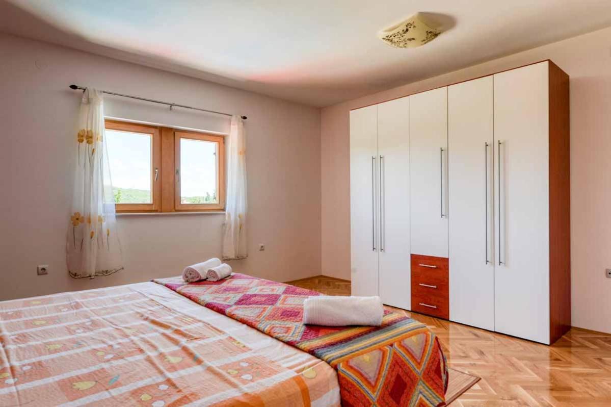House Melly With Swimming Pool Villa Rovinjsko Selo Exterior photo